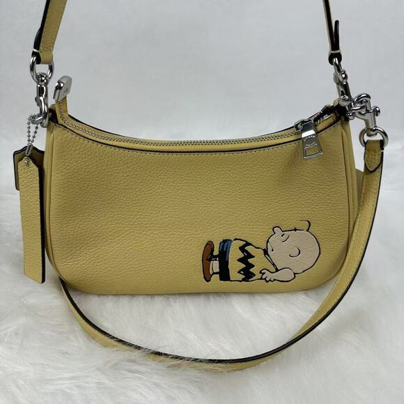 Coach X Peanuts Teri Shoulder Bag With Charlie Brown In Leather/Hay CBJ83 NWT